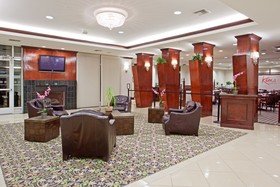 Holiday Inn Hotel & Suites College Station-Aggieland