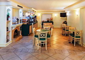 Rodeway Inn