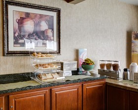 Wingate by Wyndham College Station TX