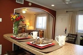 Vineyard Court Designer Suites