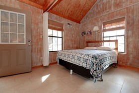 Seven Bluff Cabins