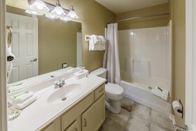 Holiday Inn Club Vacations Piney Shores Resort