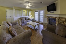 Holiday Inn Club Vacations Piney Shores Resort