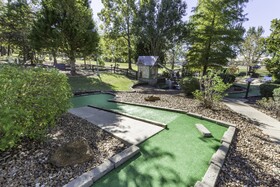 Holiday Inn Club Vacations Piney Shores Resort