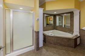Holiday Inn Club Vacations Piney Shores Resort