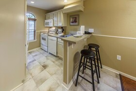 Holiday Inn Club Vacations Piney Shores Resort