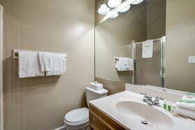 Holiday Inn Club Vacations Piney Shores Resort