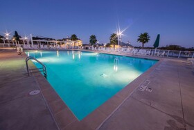Holiday Inn Club Vacations Piney Shores Resort