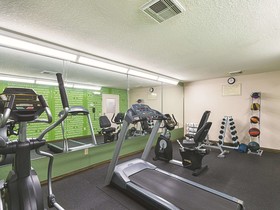 La Quinta Inn & Suites by Wyndham Conroe