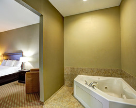 Quality Suites
