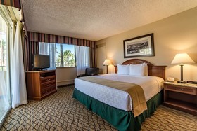 Emerald Beach Hotel