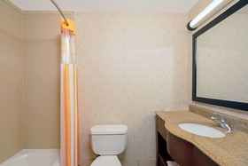 La Quinta Inn & Suites by Wyndham Corpus Christi-N Padre Isl