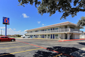 Motel 6 Corpus Christi East - North Padre
