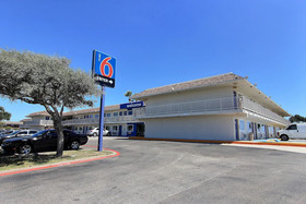 Motel 6 Corpus Christi East - North Padre