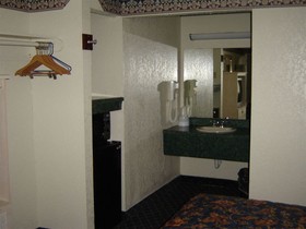 Regency Inn Motel by the Beach