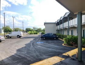 Safari Inn Motel