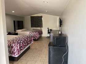 Safari Inn Motel