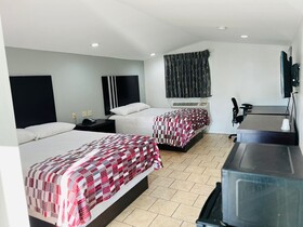 Safari Inn Motel