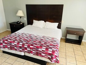 Safari Inn Motel