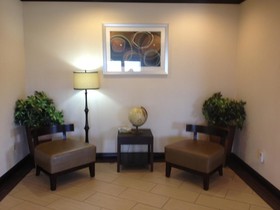 Rodeway Inn & Suites