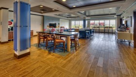 Holiday Inn Express Hotel & Suites Corsicana I-45