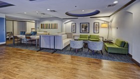 Holiday Inn Express Hotel & Suites Corsicana I-45