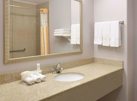 La Quinta Inn & Suites by Wyndham Corsicana