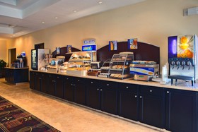 Holiday Inn Express Hotel & Suites Cotulla