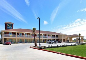 Scottish Inns and Suites Cotulla, TX