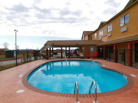 Whitten Inn Cotulla