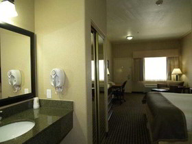 Whitten Inn Cotulla