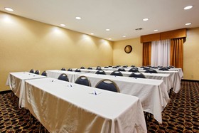 Holiday Inn Express Crockett