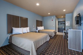 Scottish Inns and Suites Crosby