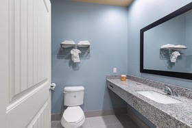 Scottish Inns and Suites Crosby
