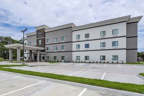 Sleep Inn & Suites