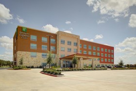 Holiday Inn Express & Suites Houston NW - Cypress