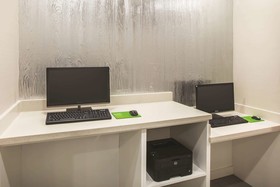 La Quinta Inn & Suites by Wyndham Houston Cypress