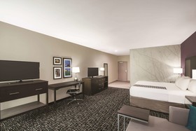 La Quinta Inn & Suites by Wyndham Houston Cypress