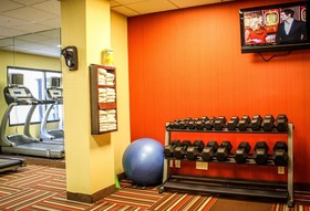 Super 8 by Wyndham Dallas Love Field Airport