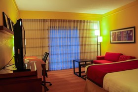 Super 8 by Wyndham Dallas Love Field Airport