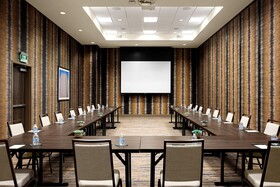 Courtyard by Marriott Dallas Downtown/Reunion District