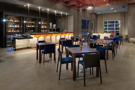 Courtyard by Marriott Dallas Downtown/Reunion District