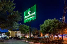 HomeTowne Studios Dallas - North Addison/ Tollway