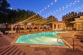 DoubleTree by Hilton Hotel Dallas - Market Center