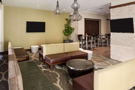 Embassy Suites by Hilton Dallas Market Center