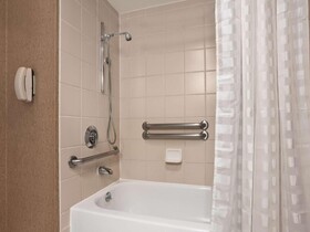 Embassy Suites Dallas Near The Galleria