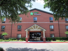 Spark by Hilton Dallas Market Center