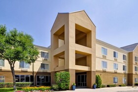Fairfield Inn by Marriott Dallas Market Center