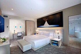 Hall Arts Hotel