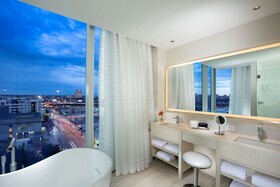 Hall Arts Hotel